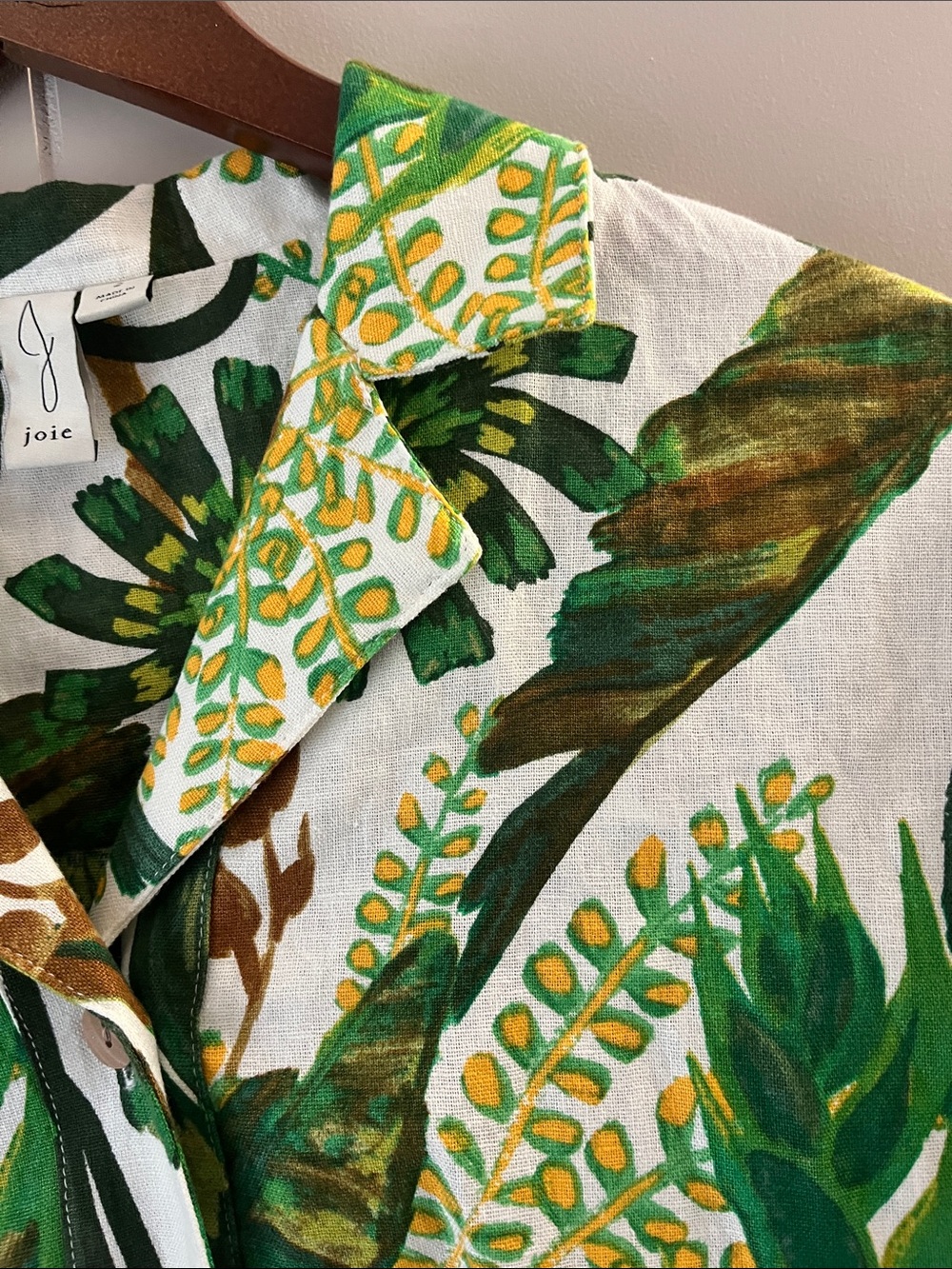 Tropical Leaf Button-Front Camp Shirt - Green & White - Picture 6 of 16